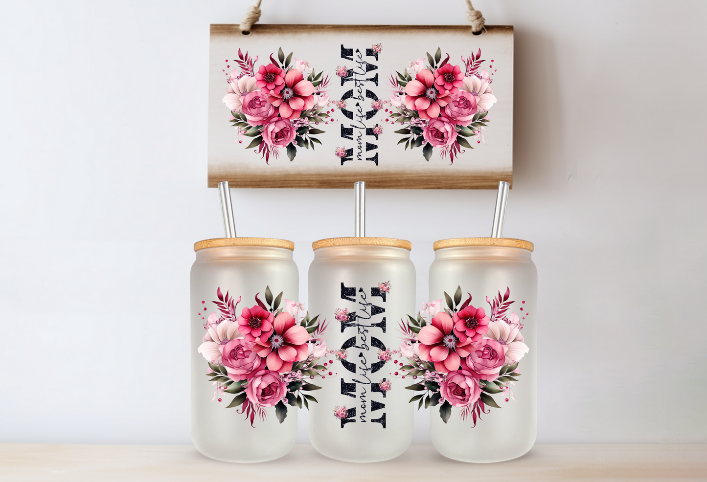 Glass Cup with Bamboo Lid “MOM LIFE”